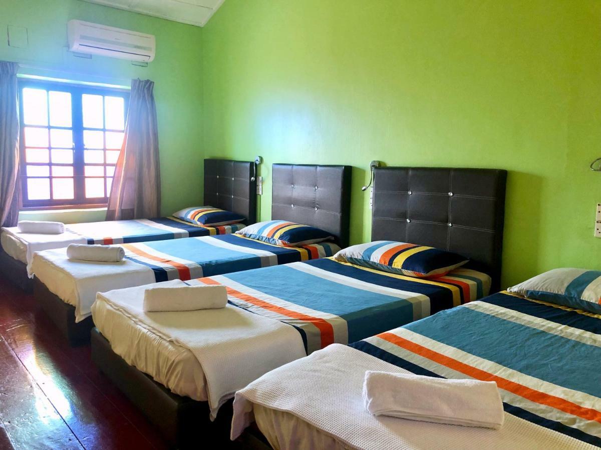 Kawan Kawan Guest House Malacca Bagian luar foto
